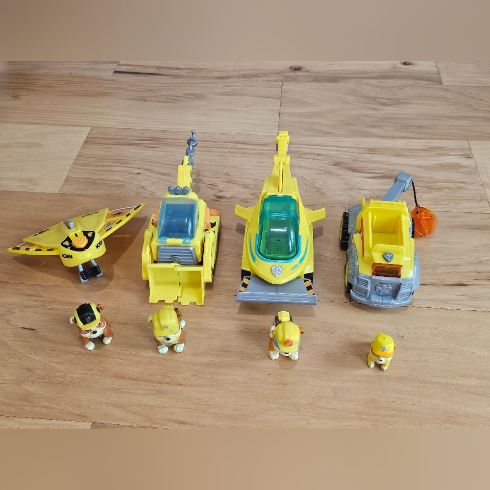 Paw Patrol Rubble Yellow Vehicle Toy Set